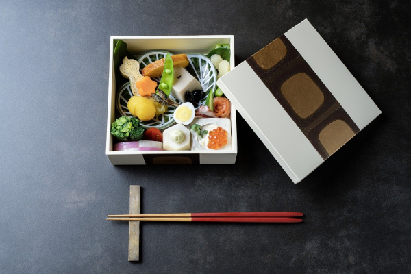 お年賀特集｜お菓子以外のおすすめギフト9選！手土産にぴったりな食べ物を
