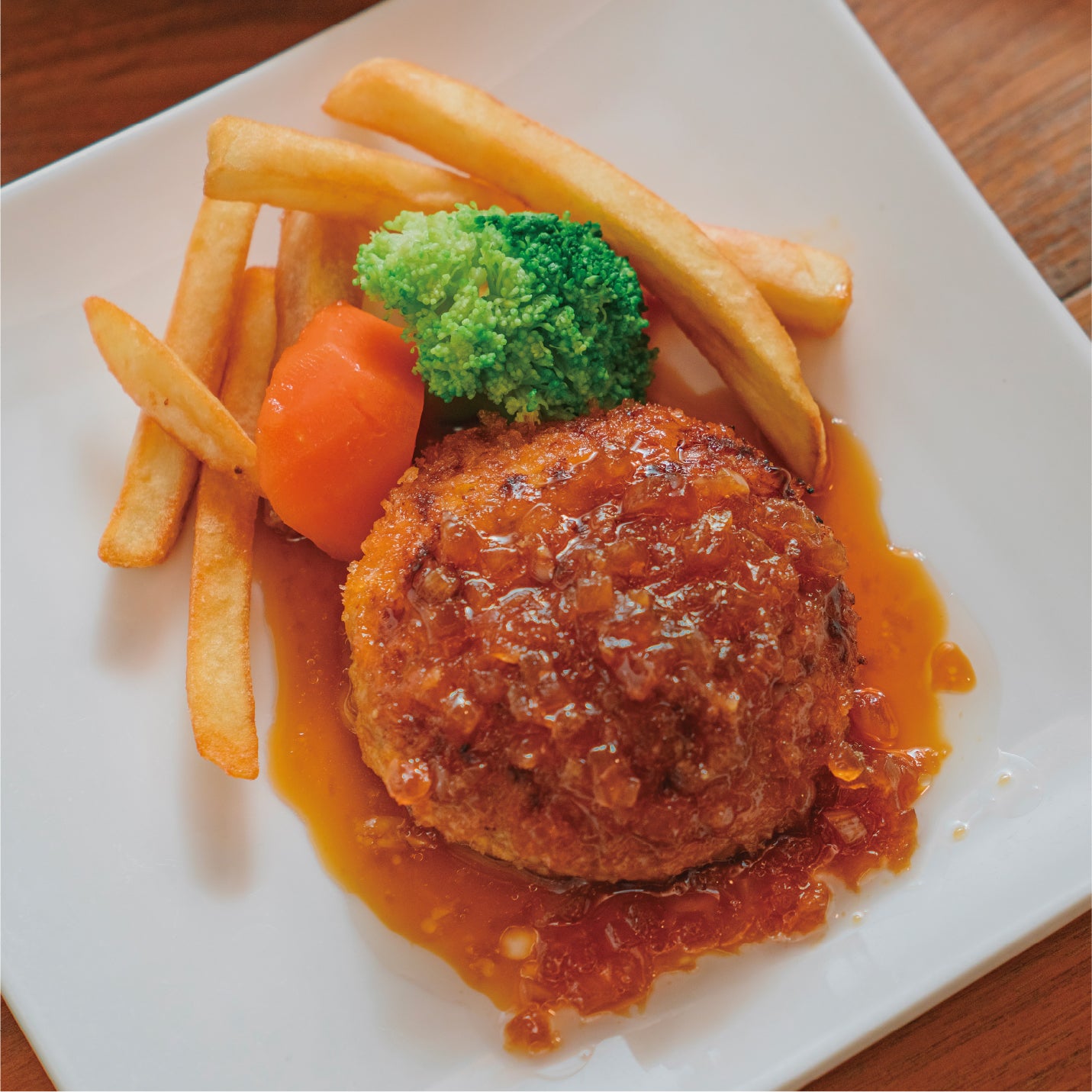 肉汁たっぷり手仕事ハンバーグ2種セット